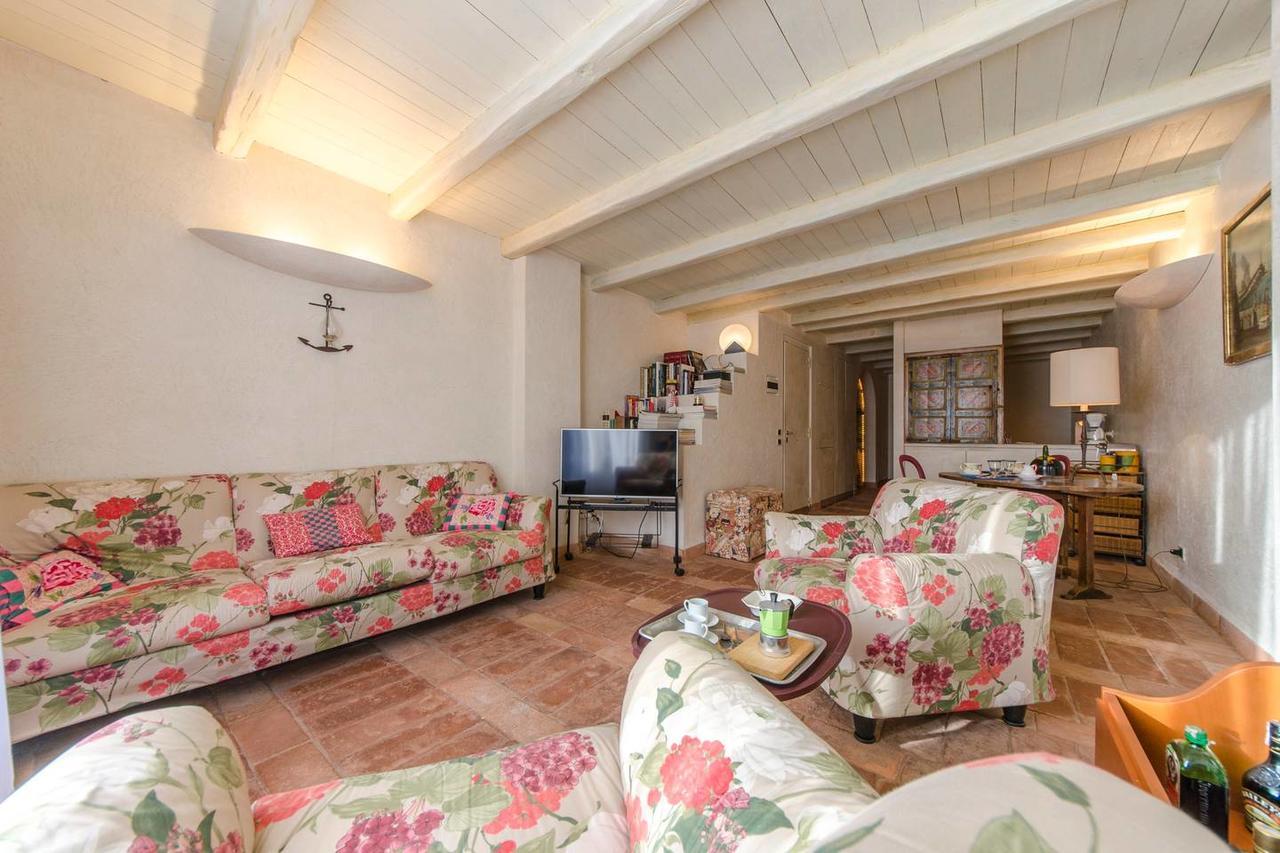 Joivy On The Coast Of With Lovely View Apartment Portofino